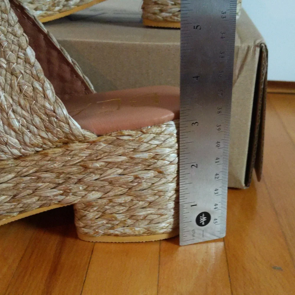 BEACH by Matisse Platform Sandals - Picture 8 of 9